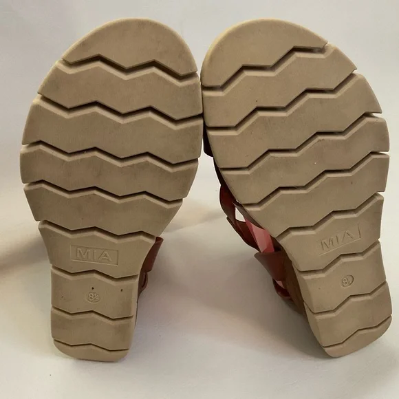 MIA Lauri Sandals - Picture 9 of 16